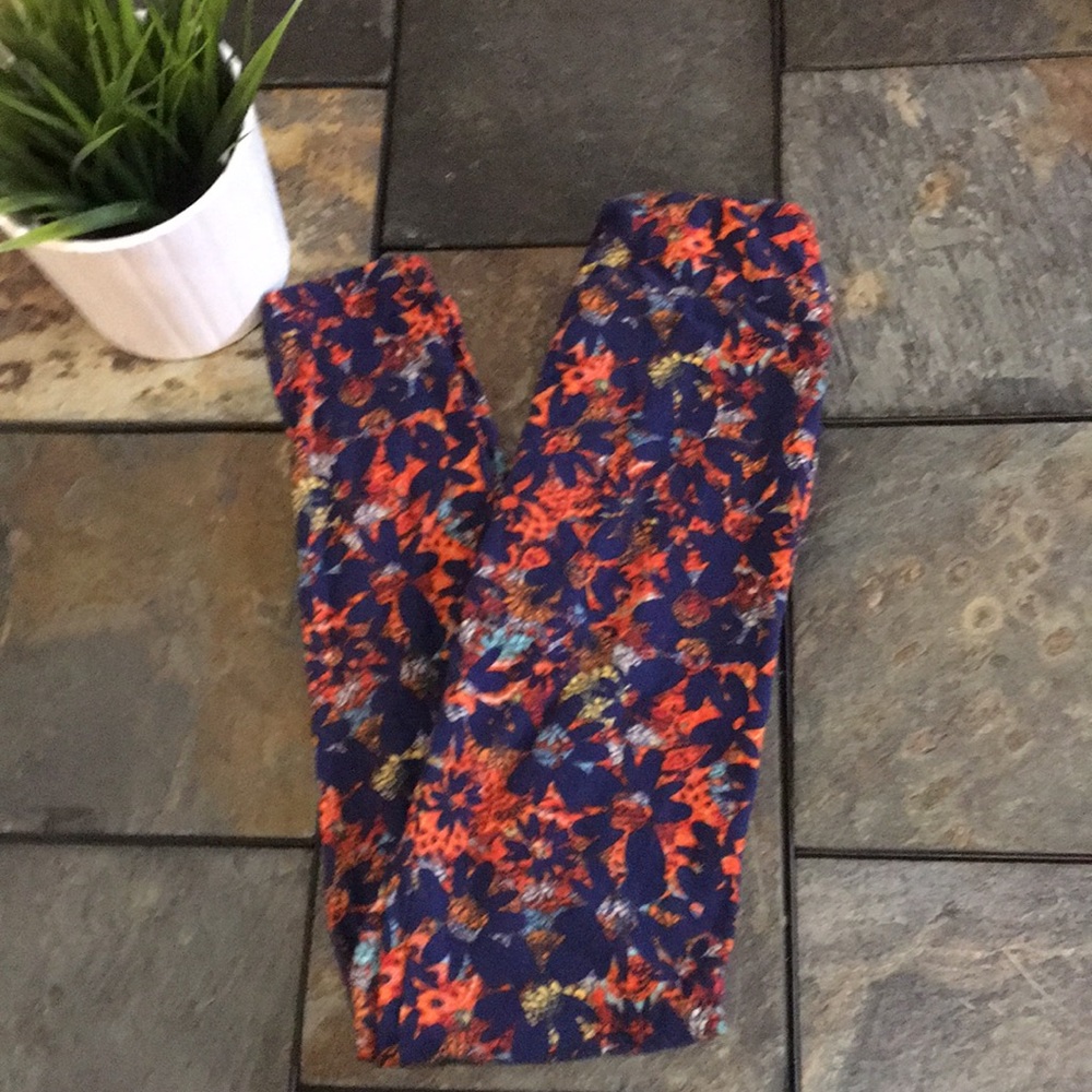 Lu La Roe-never worn leggings size tween kids